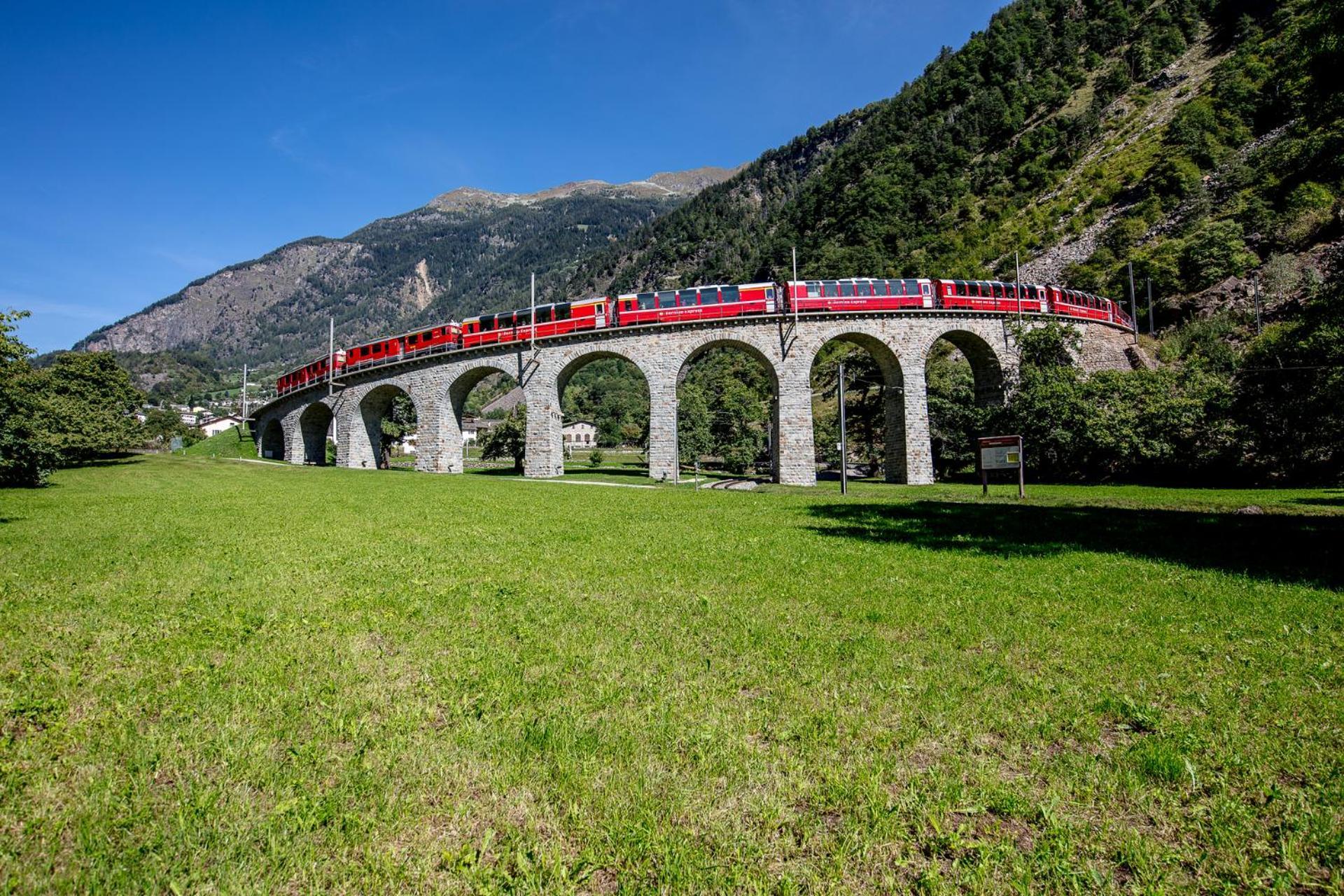 Apartamento Residenza 39 - 900 M To Bernina Express Tirano Exterior foto
